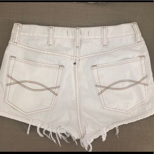 Abercrombie short shorts. Fit small